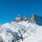Des Alpes-15 By Interhome 아파트 *