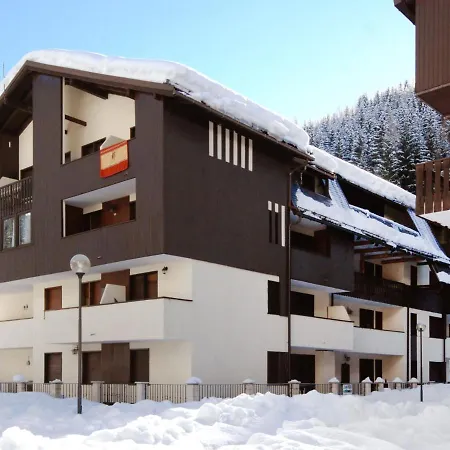 Des Alpes-15 By Interhome * Канацеи