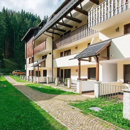 Des Alpes-15 By Interhome 아파트 *